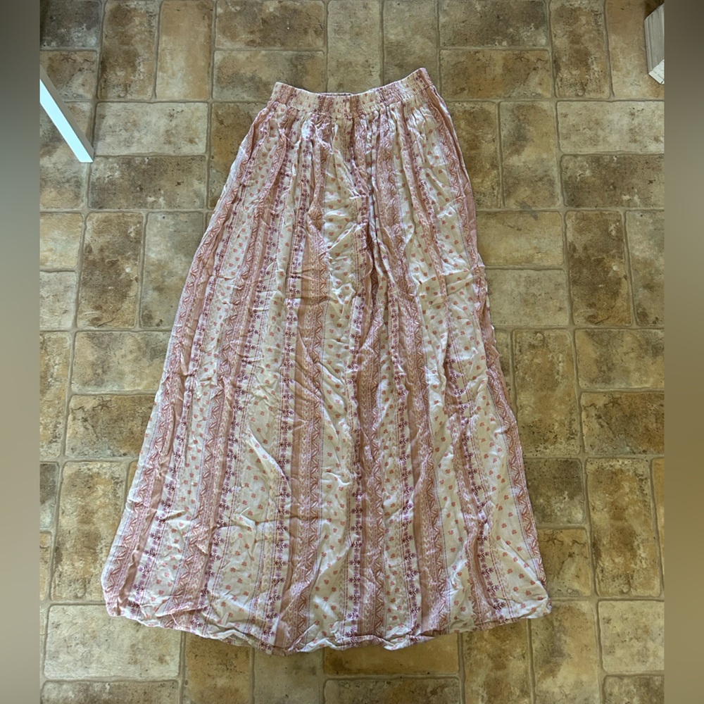 Forever 21 Floral Maxi Skirt in Pink and White - Picture 2 of 3